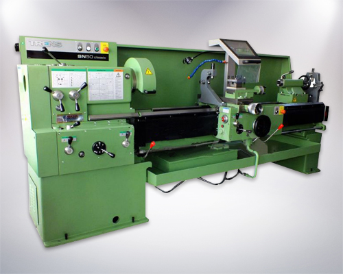 UNIVERSAL LATHE